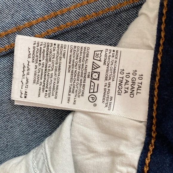 Old Navy Rockstar Super Skinny  10 tall NWOT - Picture 3 of 7